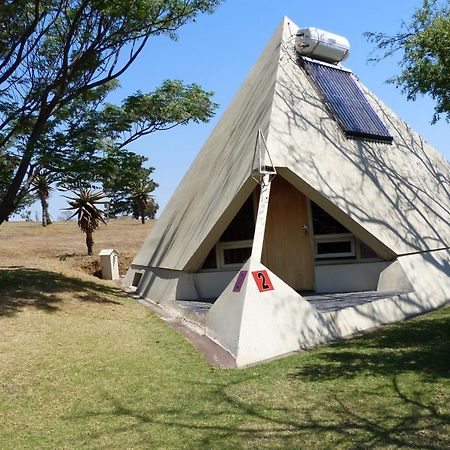 Pyramids Motel Van Reenen ภายนอก รูปภาพ