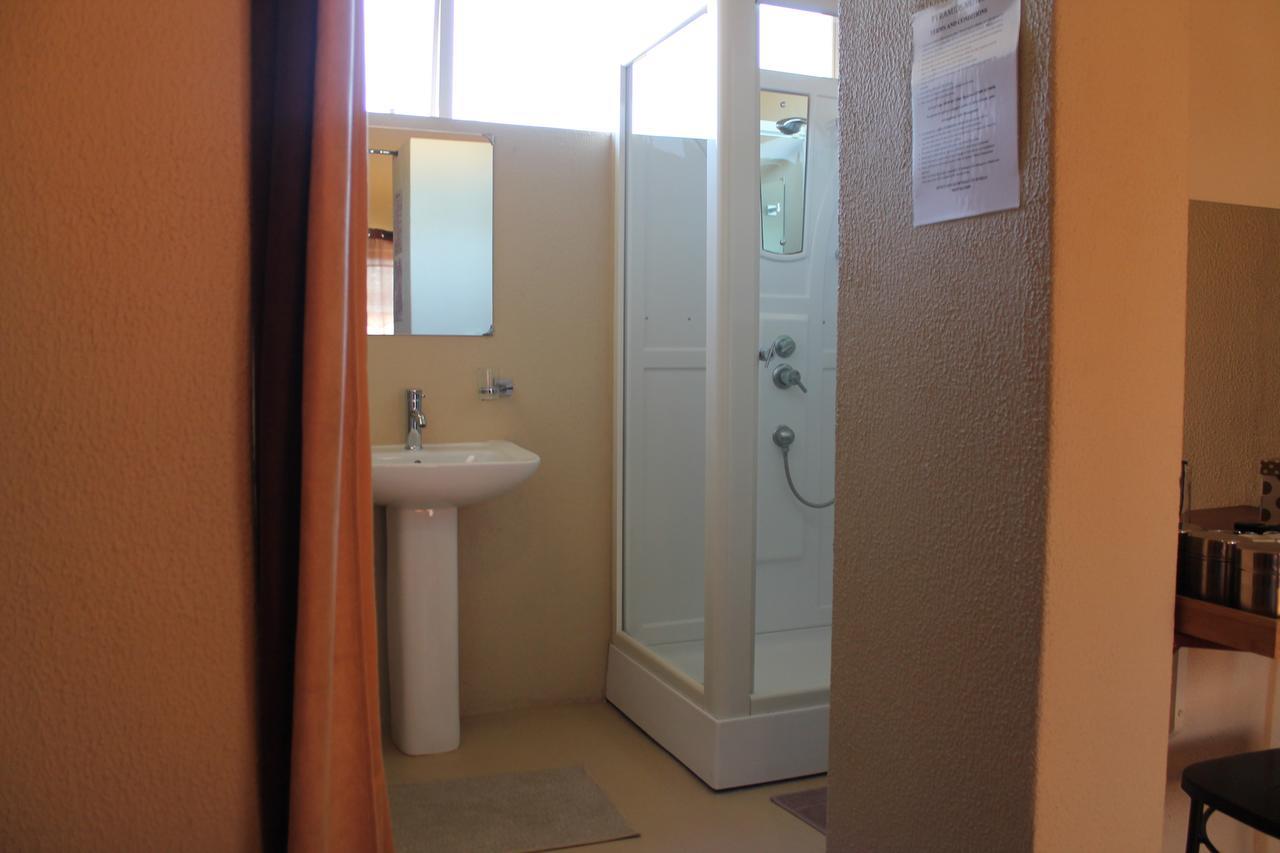 Pyramids Motel Van Reenen ภายนอก รูปภาพ
