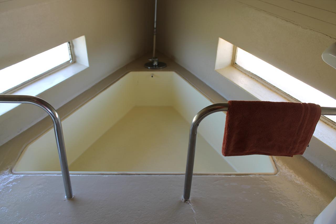 Pyramids Motel Van Reenen ภายนอก รูปภาพ