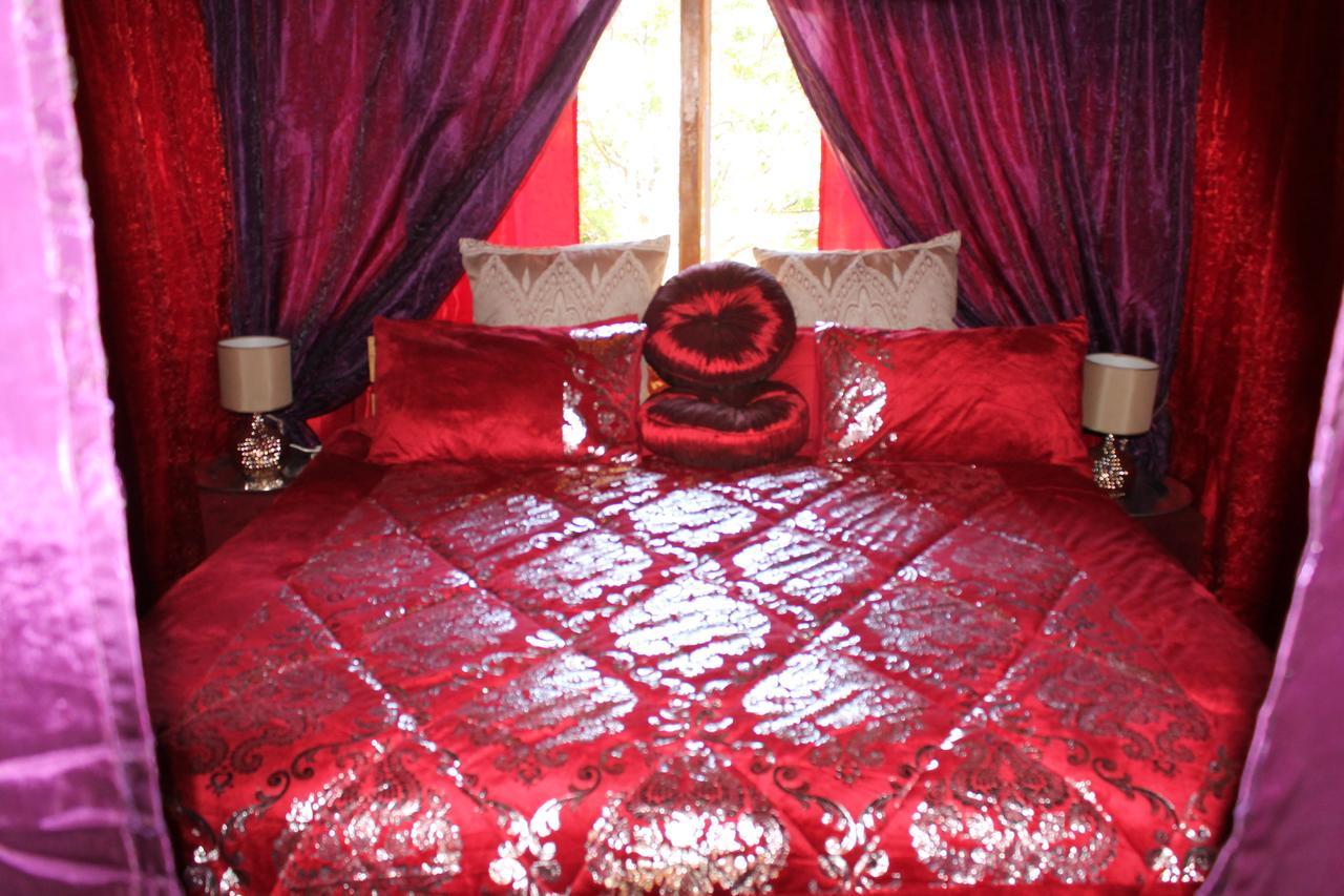 Pyramids Motel Van Reenen ภายนอก รูปภาพ